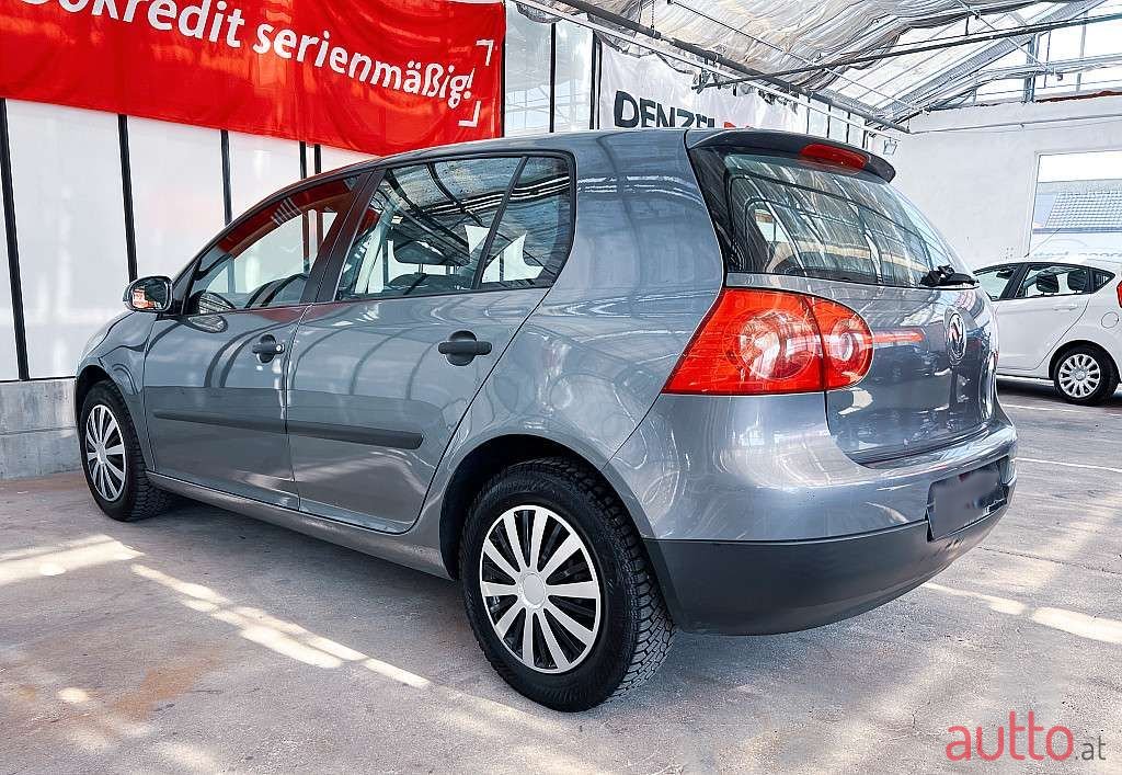 2006' Volkswagen Golf photo #6