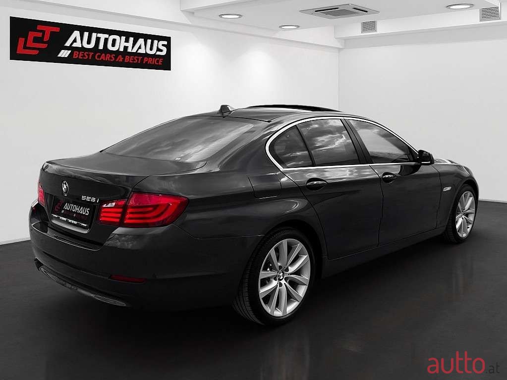 2013' BMW 5Er-Reihe photo #6