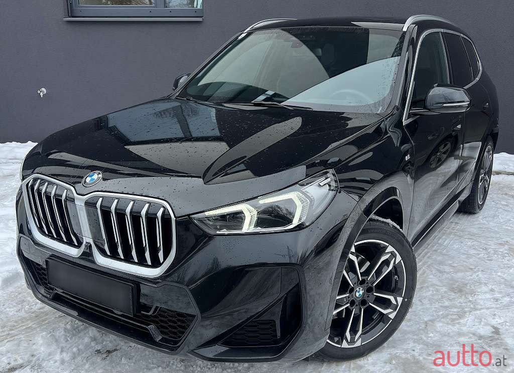 2023' BMW X1 photo #2