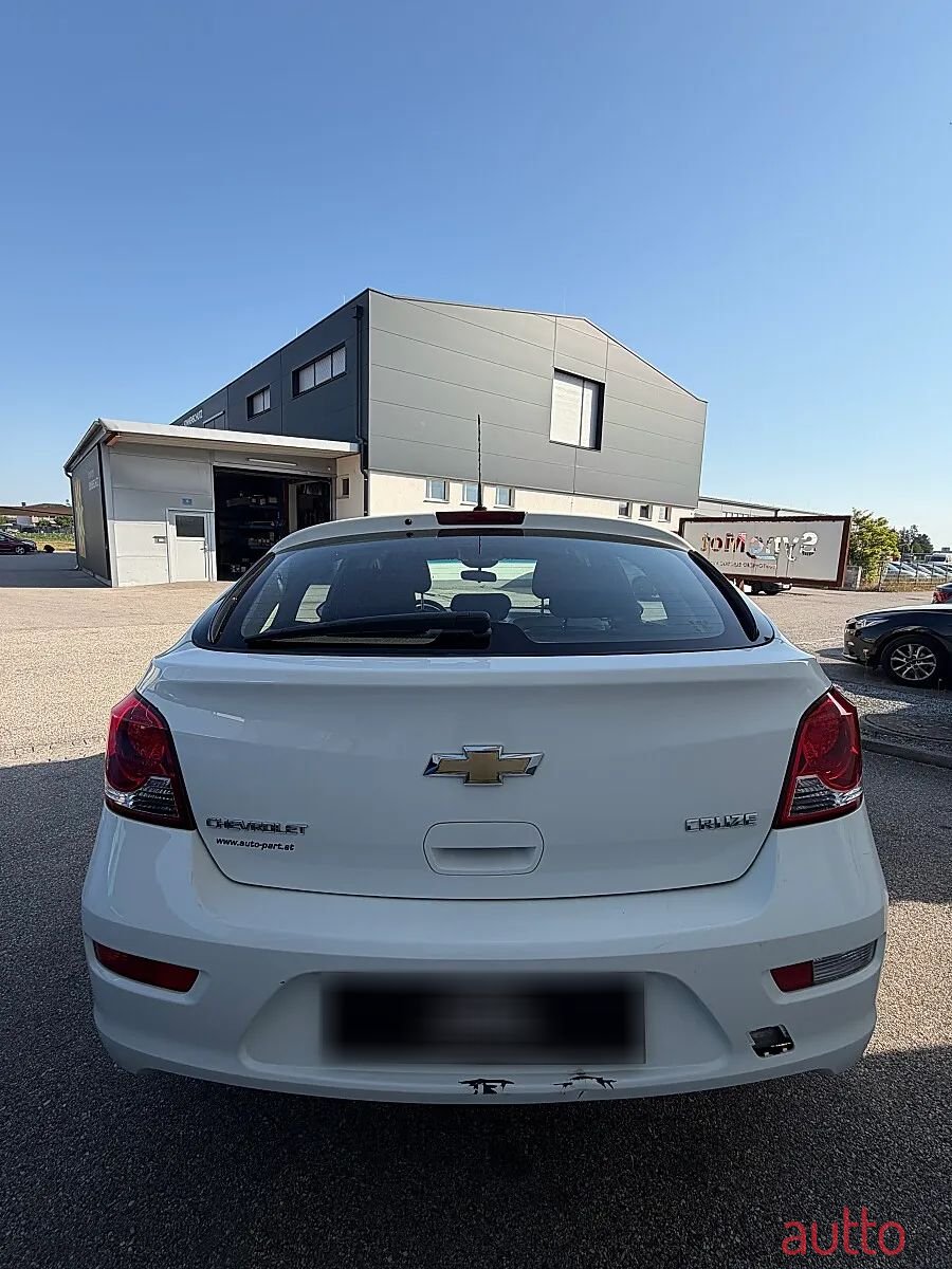 2012' Chevrolet Cruze photo #4
