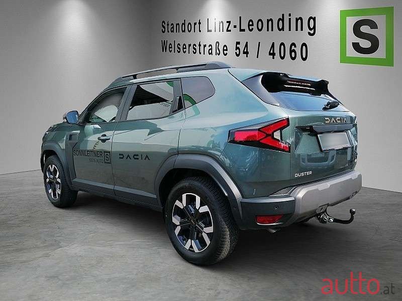 2024' Dacia Duster photo #2