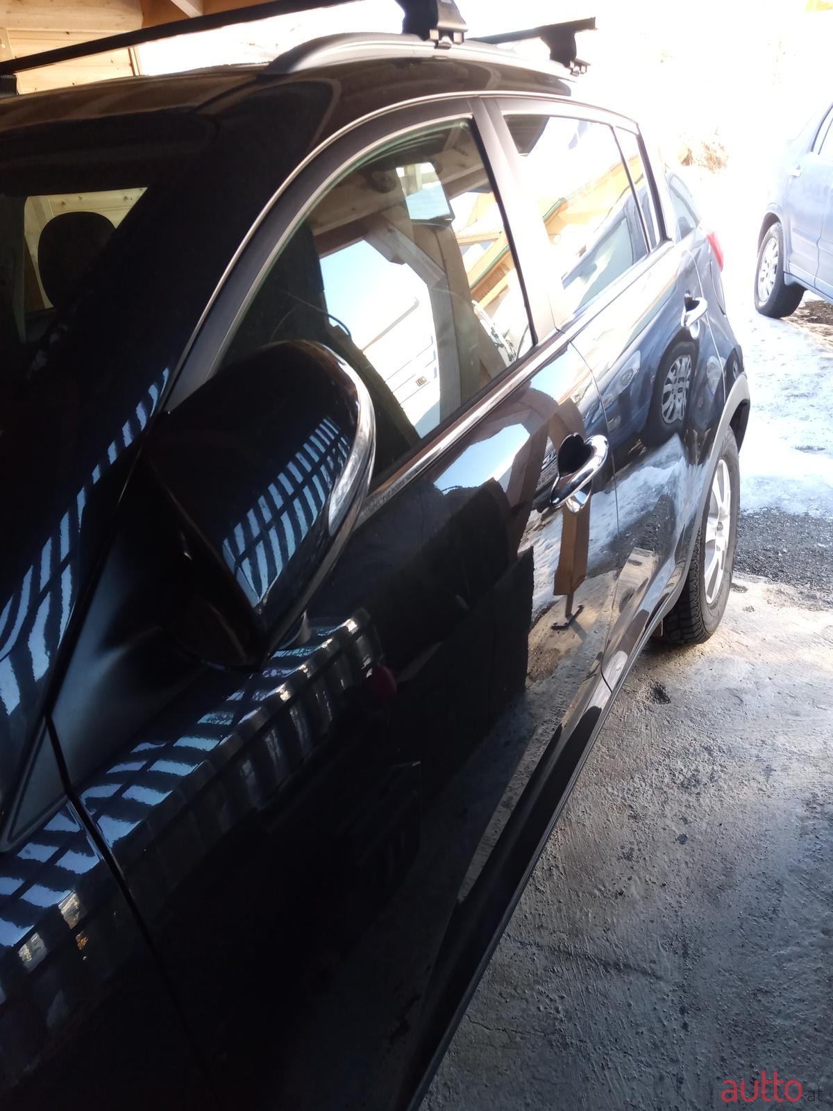 2011' Kia Sportage photo #4