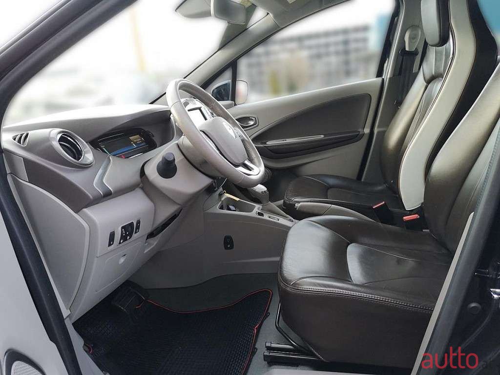 2019' Renault Zoe photo #5