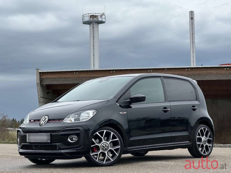 2020' Volkswagen Up! photo #3