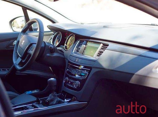 2013' Peugeot 508 photo #1