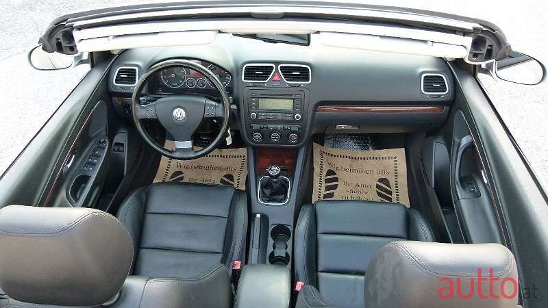2006' Volkswagen Eos photo #2