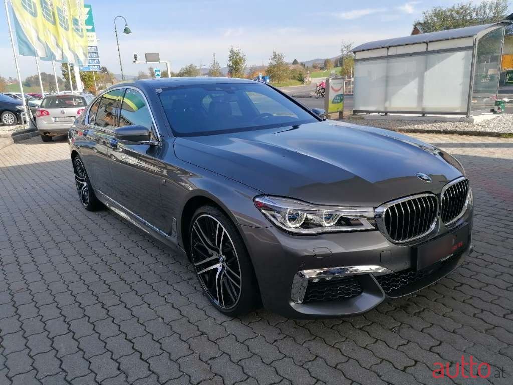2016' BMW 7Er-Reihe photo #3