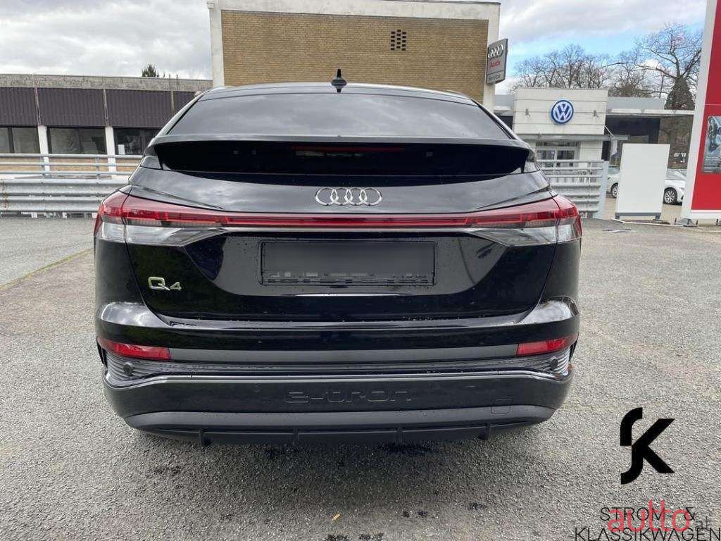 2022' Audi Q4 photo #6