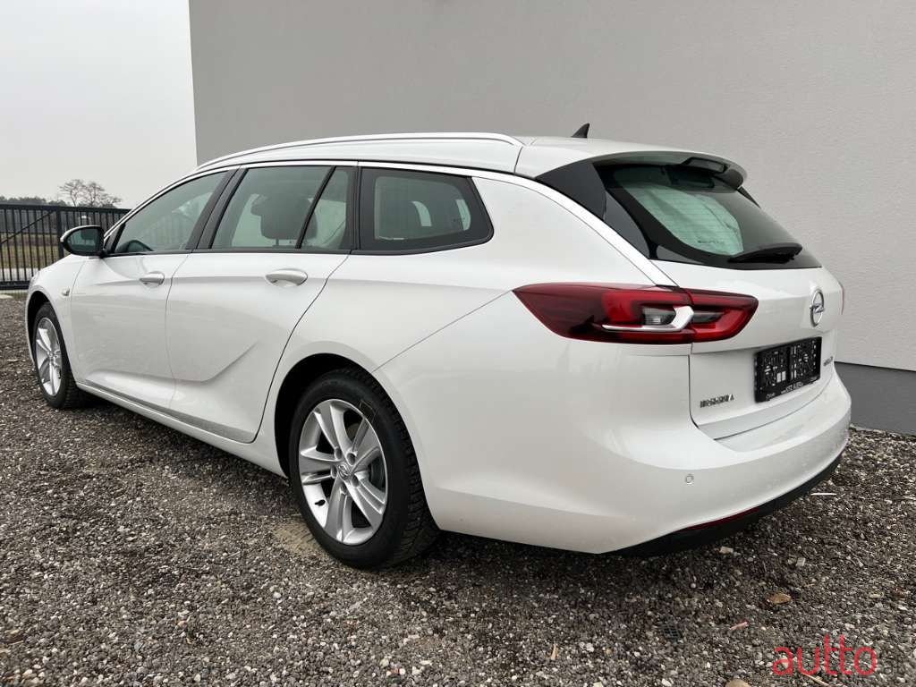 2019' Opel Insignia photo #3