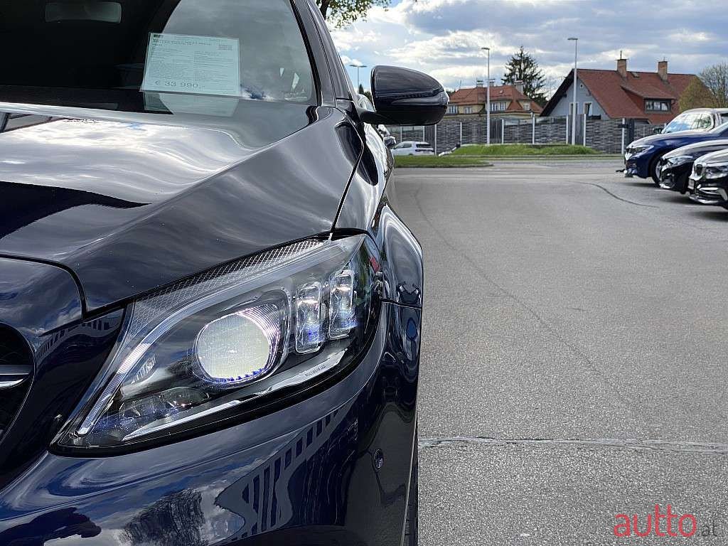 2019' Mercedes-Benz C-Klasse photo #5