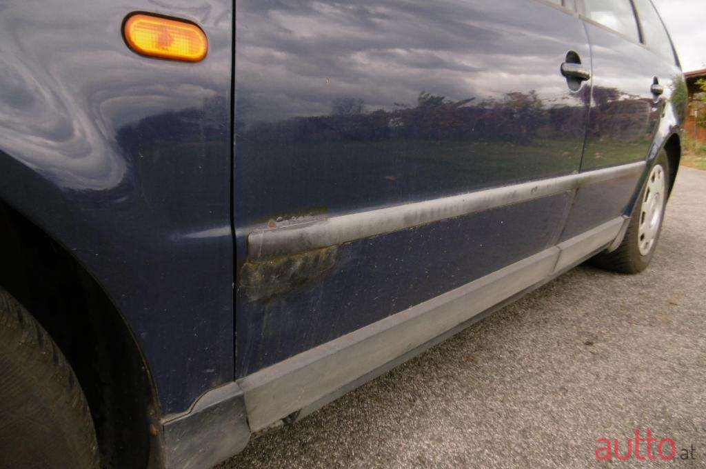 1997' Volkswagen Passat photo #3