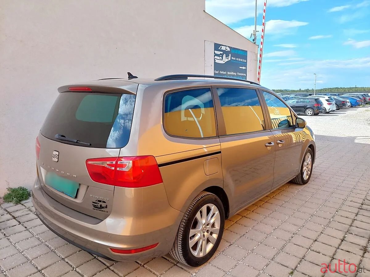 2015' SEAT Alhambra photo #4