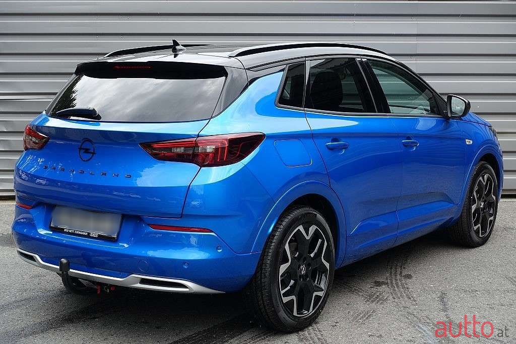 2022' Opel Grandland X photo #5