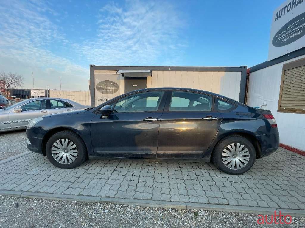 2011' Citroen C5 photo #5