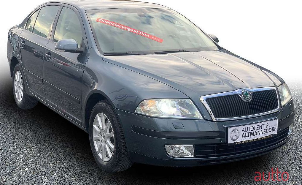 2005' Skoda Octavia photo #3