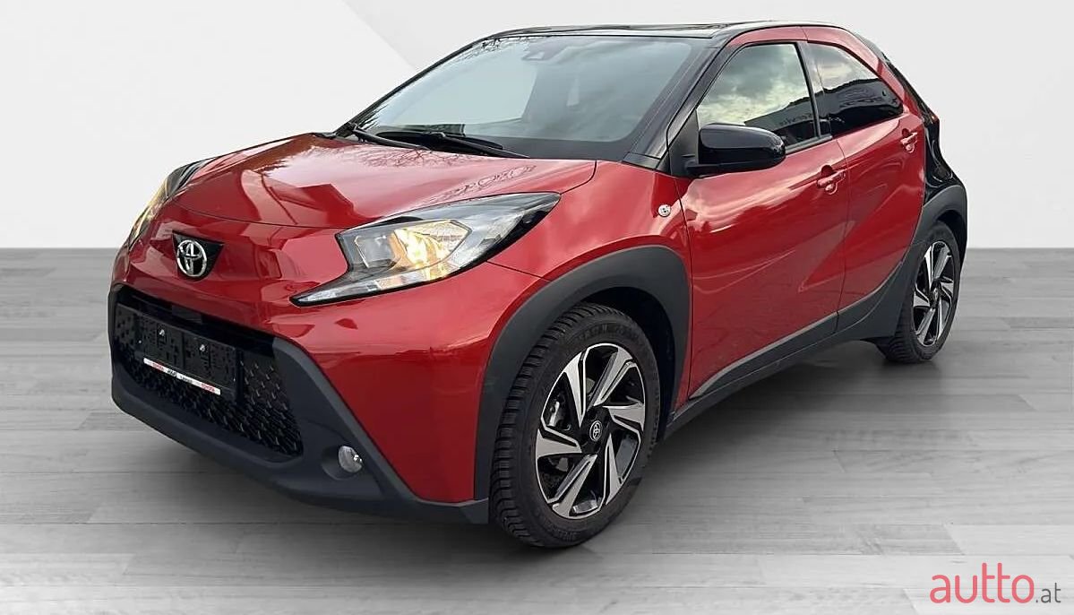 2022' Toyota Aygo photo #1