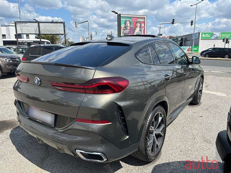 2020' BMW X6 photo #4