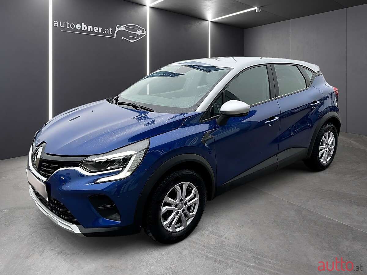 2022' Renault Captur photo #1