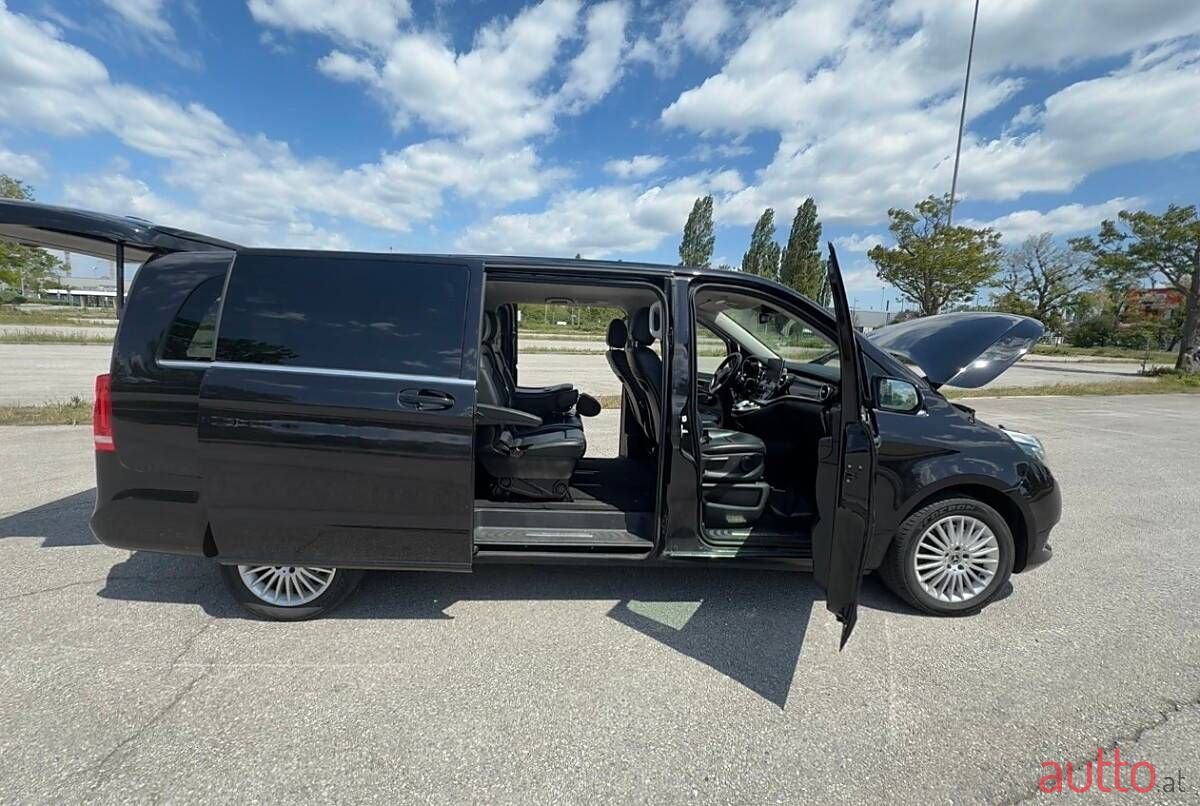 2019' Mercedes-Benz V-Klasse photo #3