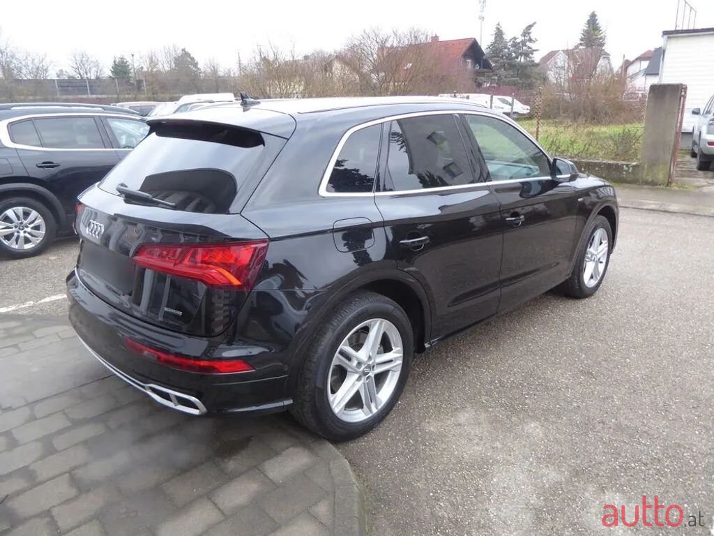 2020' Audi Q5 photo #6