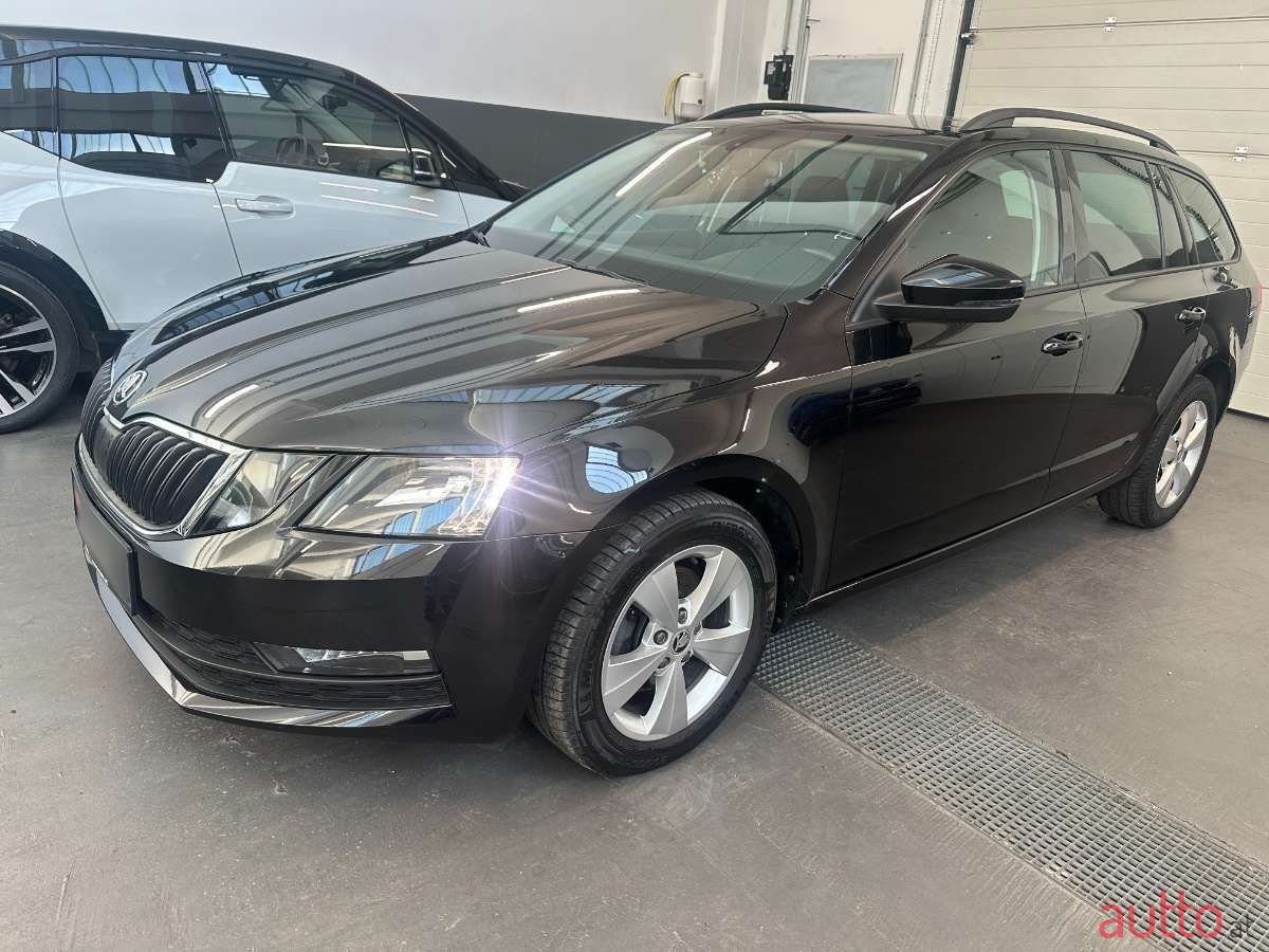 2021' Skoda Octavia photo #3