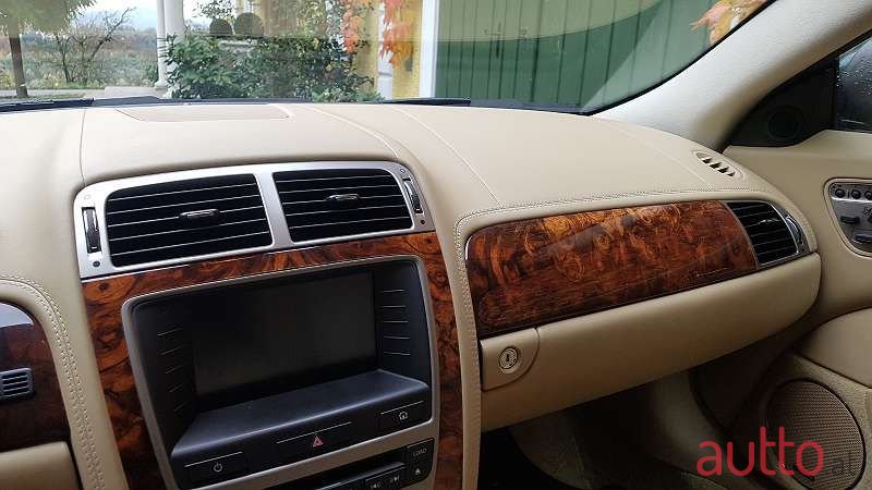 2006' Jaguar XK photo #2