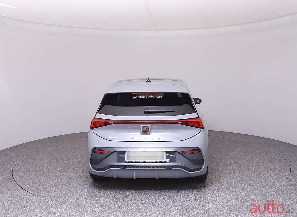 2023' Cupra Born photo #6