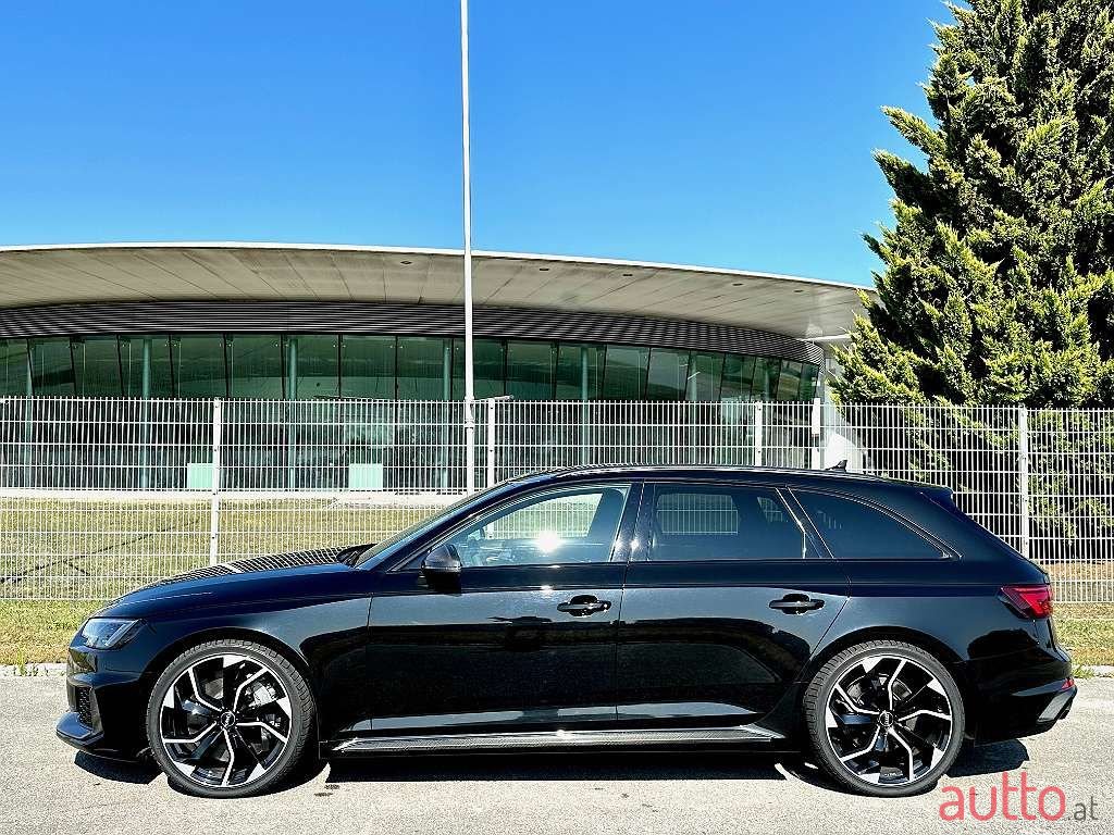 2018' Audi RS4 photo #6