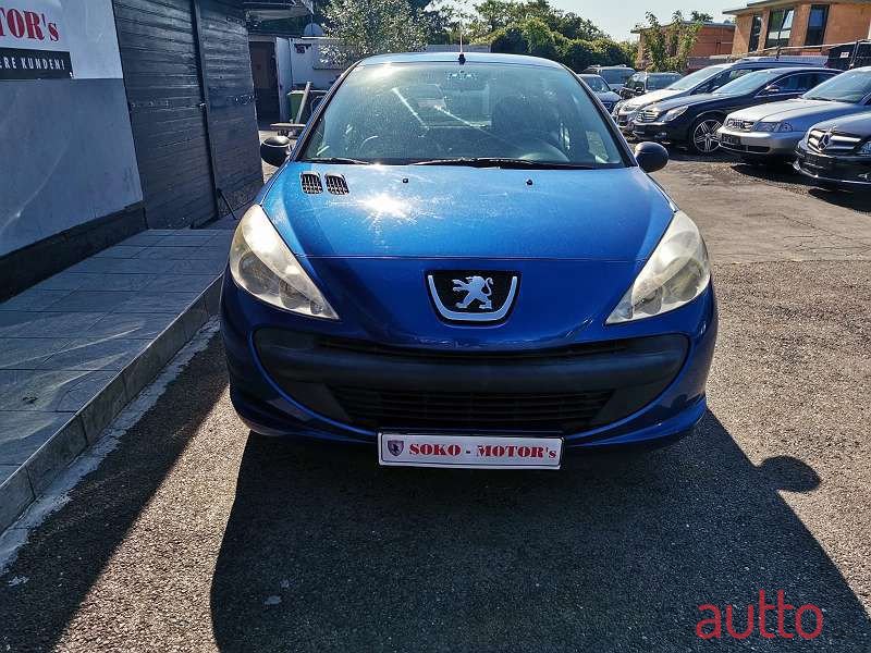 2010' Peugeot 206 photo #2