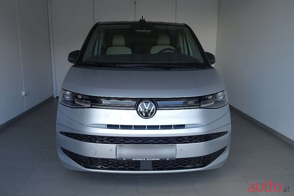 2024' Volkswagen Multivan photo #2