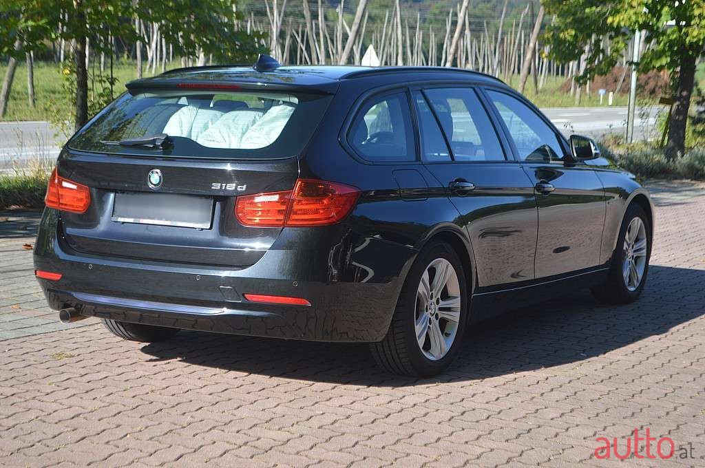 2015' BMW 3Er-Reihe photo #2