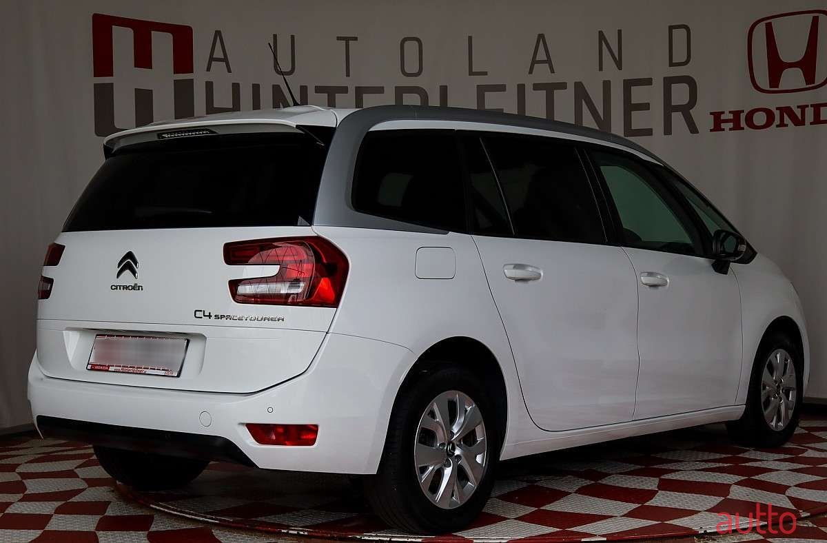 2022' Citroen Grand C4 SpaceTourer photo #2