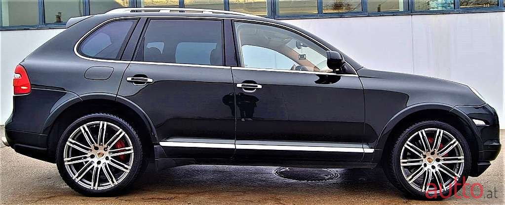 2007' Porsche Cayenne photo #5