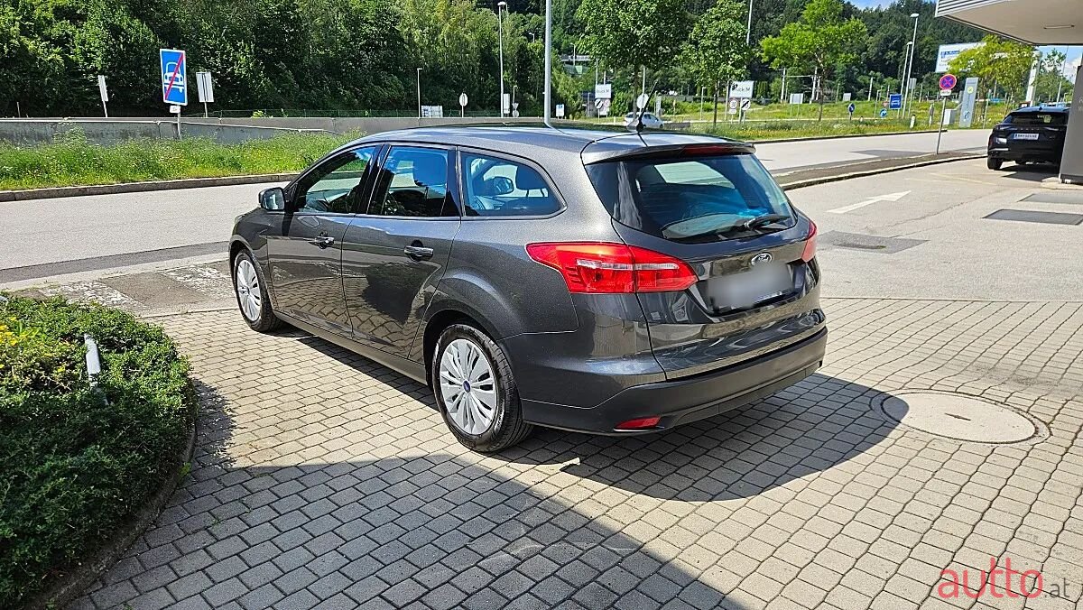 2018' Ford Focus photo #3