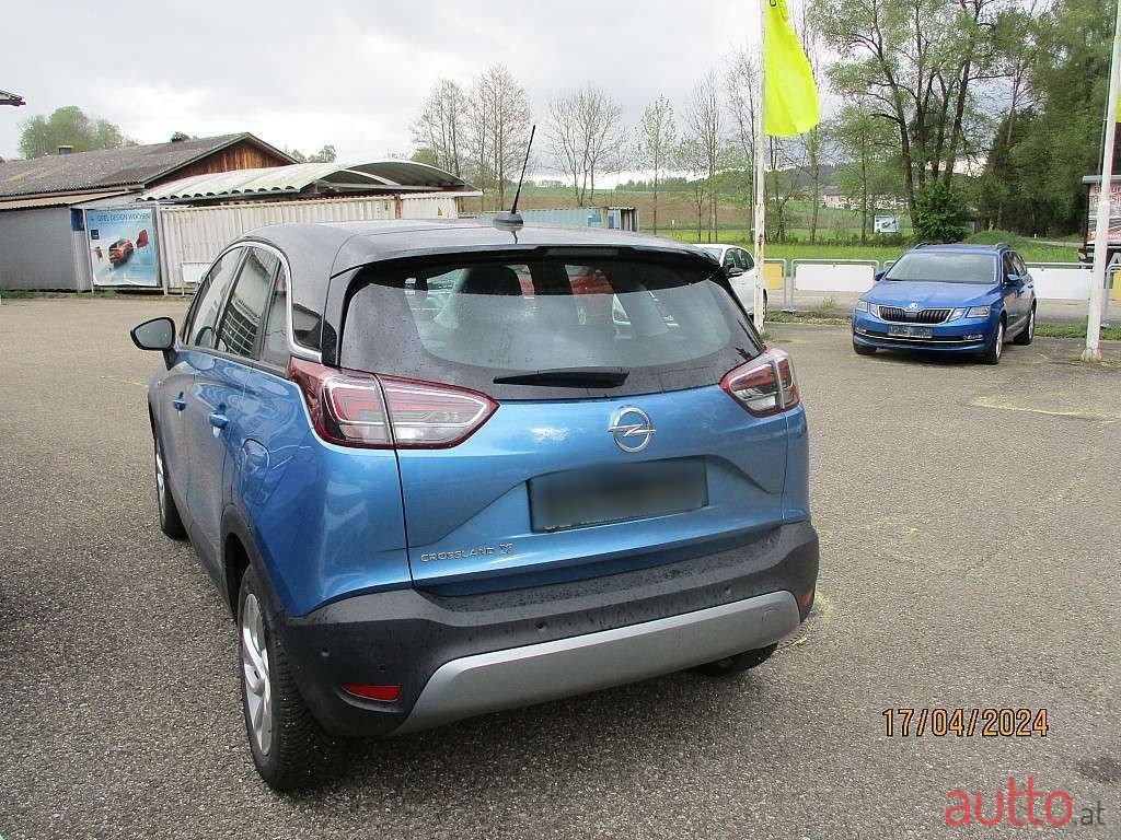 2019' Opel Crossland X photo #3