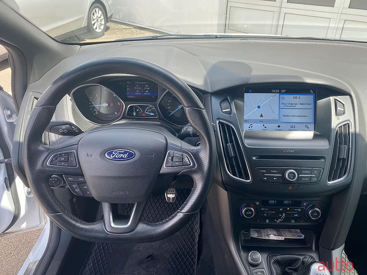 2018' Ford Focus photo #5