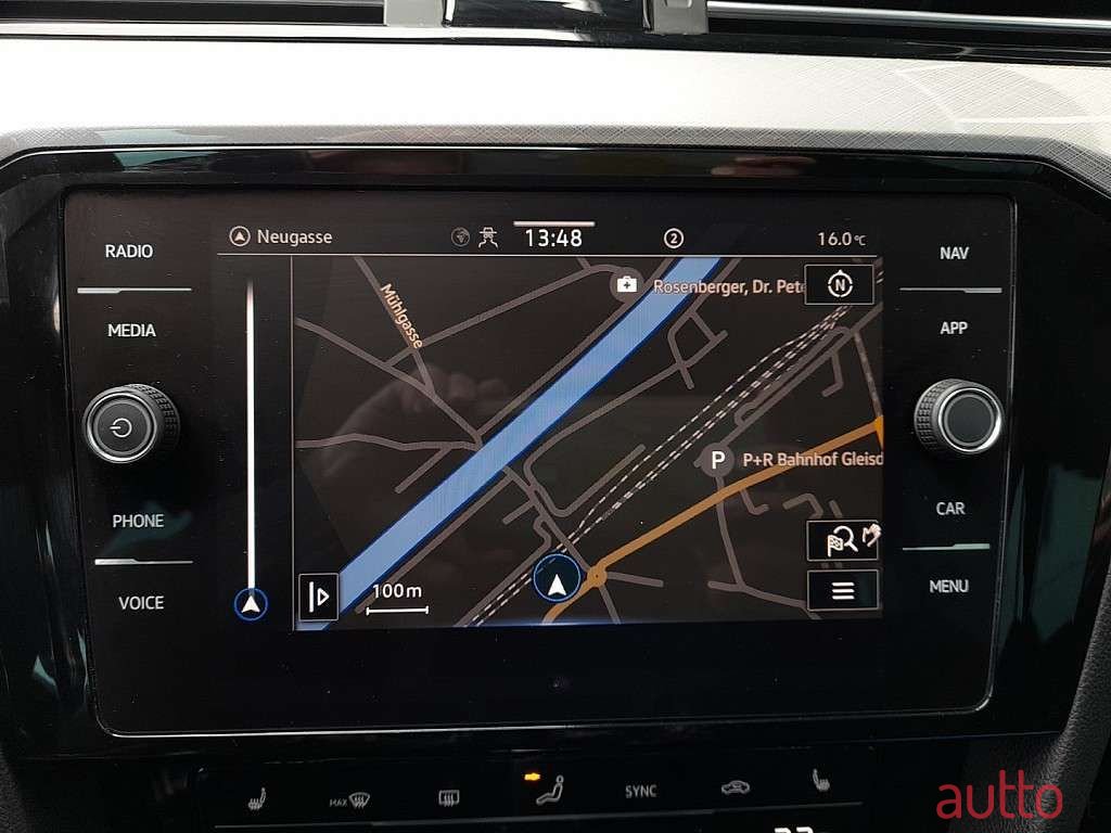 2021' Volkswagen Passat photo #4