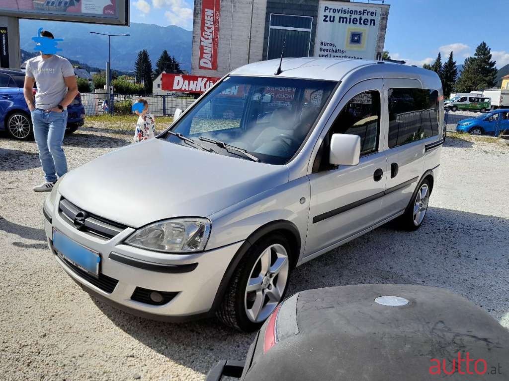 2009' Opel Combo photo #1
