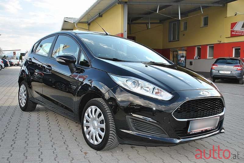 2017' Ford Fiesta photo #5