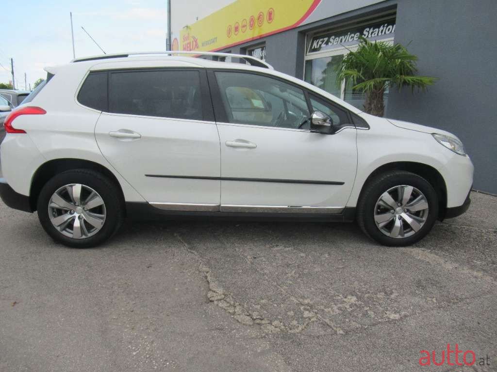 2015' Peugeot 2008 photo #4