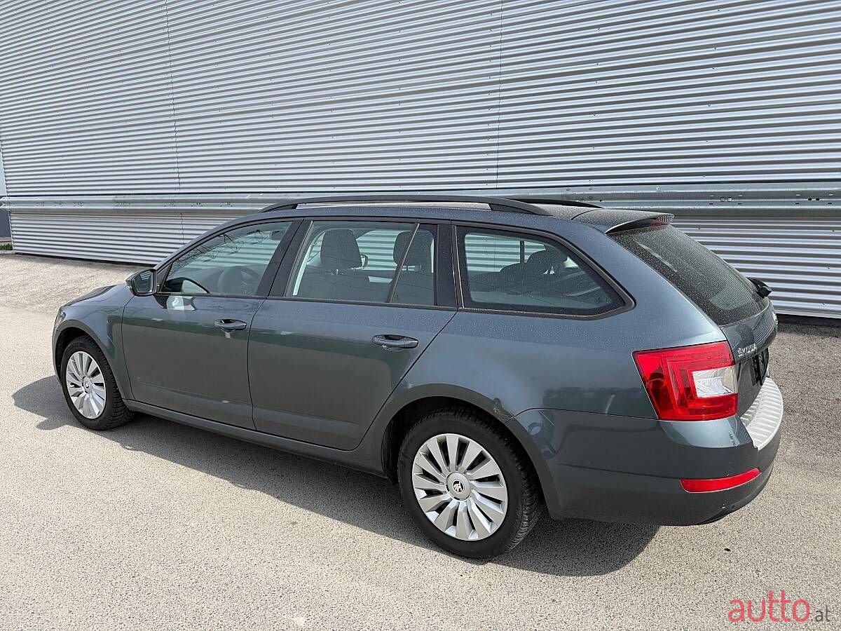 2015' Skoda Octavia photo #5