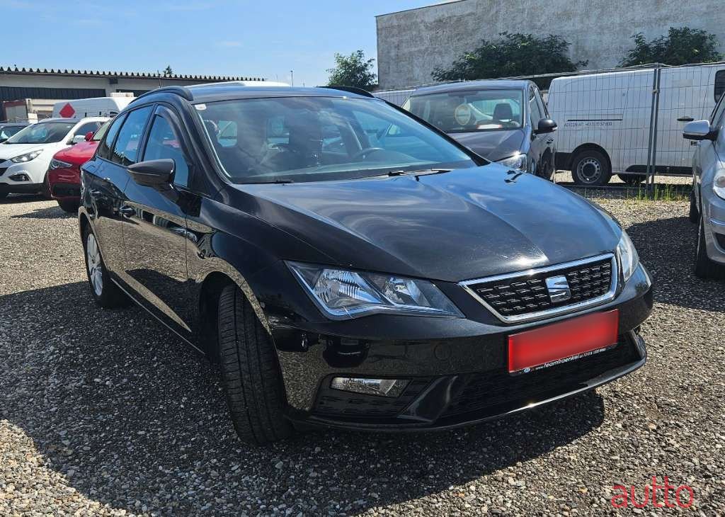 2019' SEAT Leon photo #3