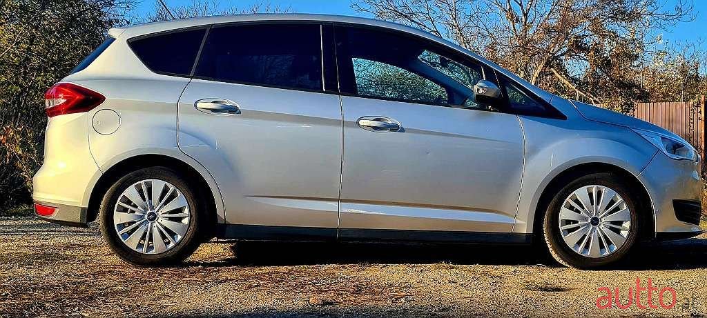 2017' Ford C-MAX photo #6