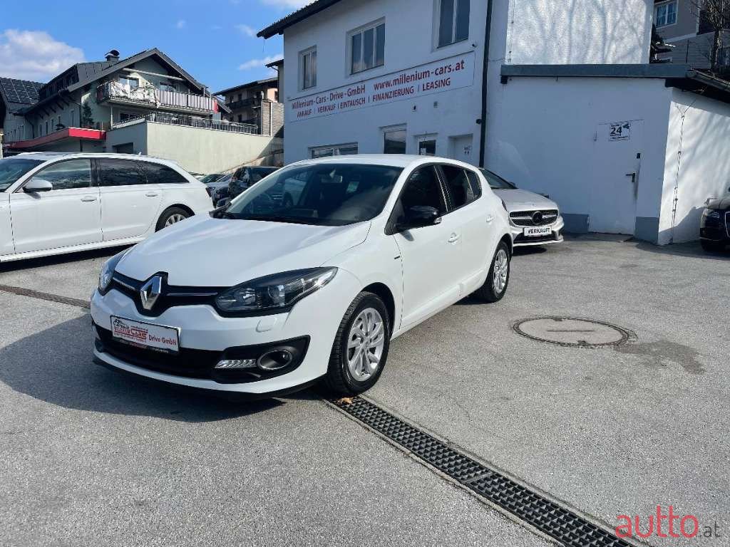 2015' Renault Megane photo #1