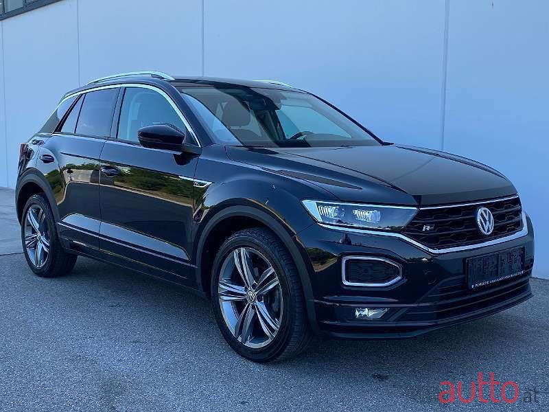 2019' Volkswagen T-Roc photo #2