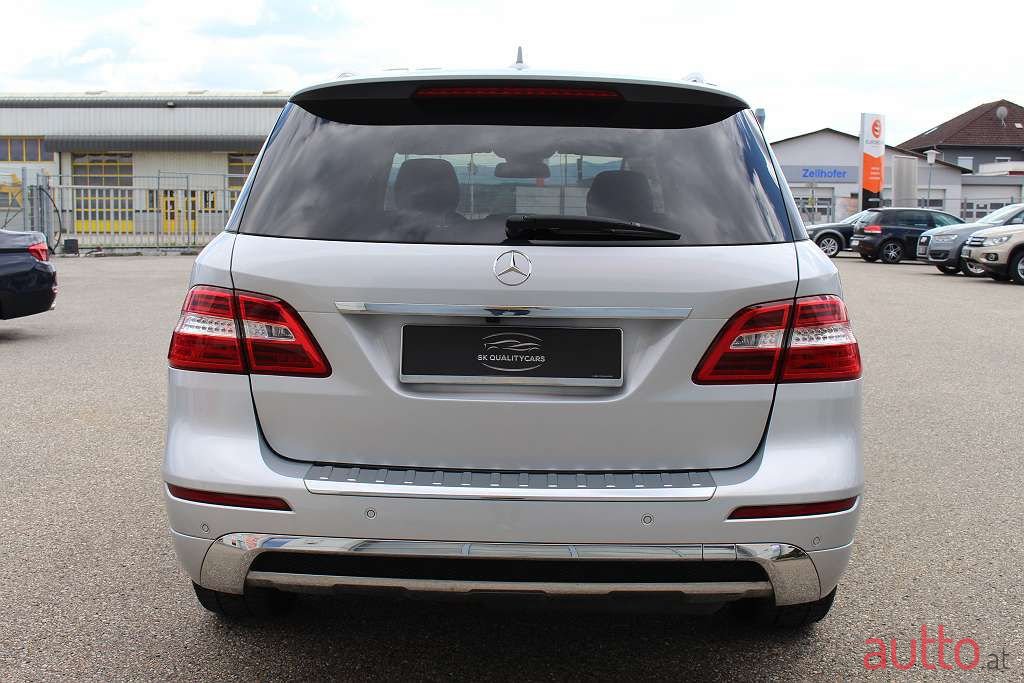 2013' Mercedes-Benz M-Klasse photo #5