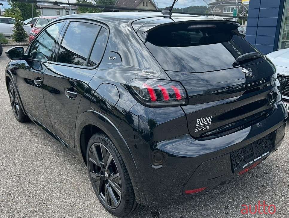 2024' Peugeot 208 photo #2