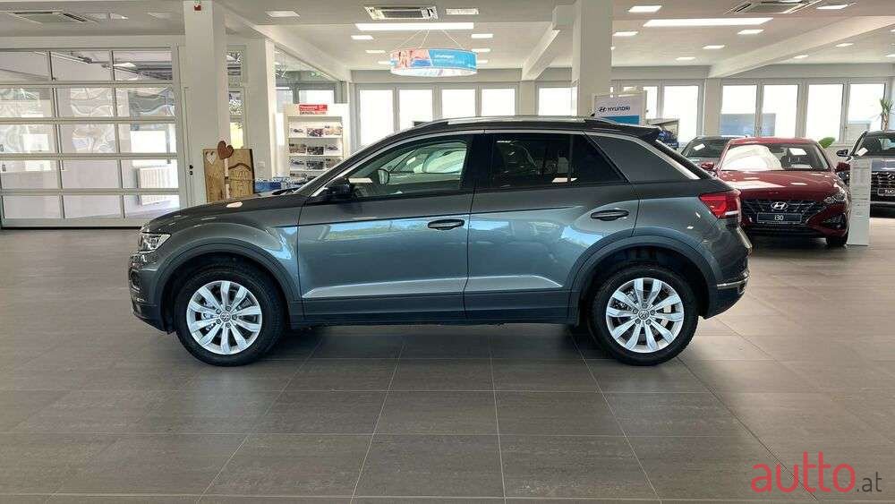 2018' Volkswagen T-Roc photo #3