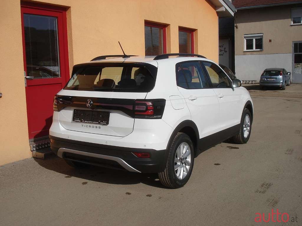 2022' Volkswagen T-Cross photo #4