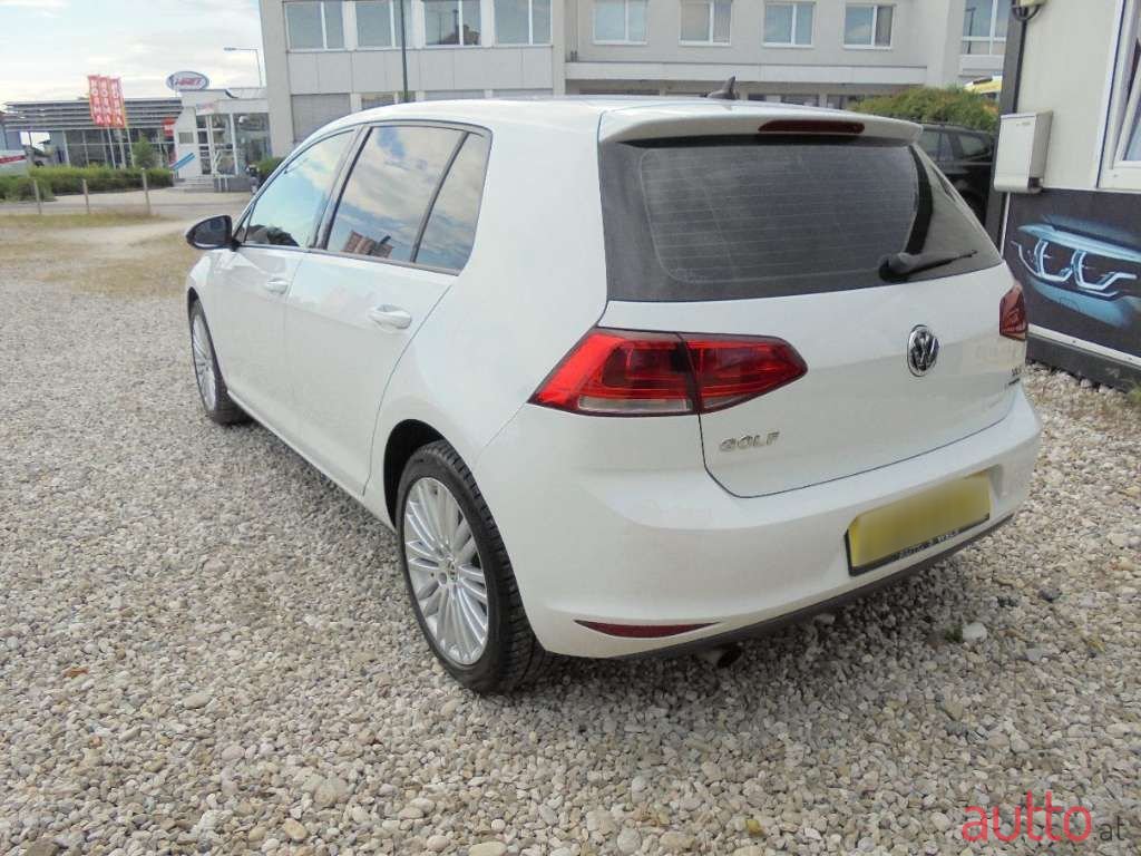 2014' Volkswagen Golf photo #4